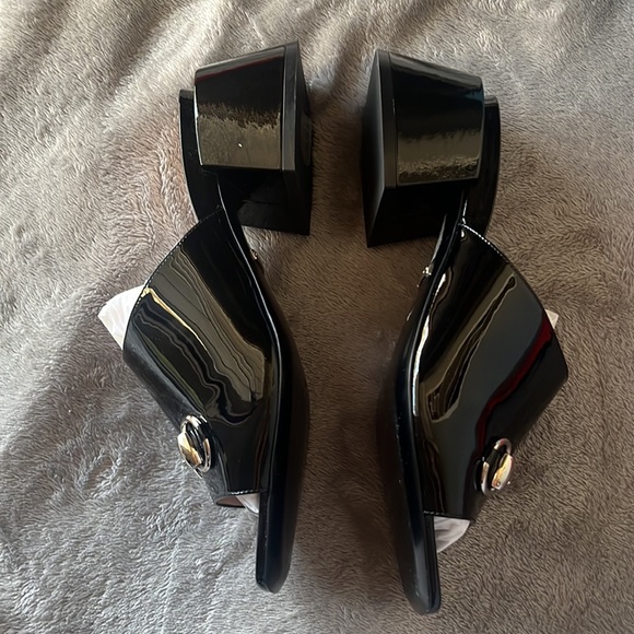 GUCCI Horsebit Accent Patent Leather Mules Slides 543188 - Picture 7 of 17